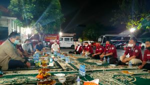 Pererat Kemitraan, Kapolres Beserta PJU Polres Gresik Cangkrukan Bersama GOP News