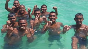 Prajurit Siswa TNI AL Satdik 1 Tanjung Uban Selesai Ikuti Latihan Selam Dasar