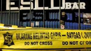 Riuh Cafe Escobar Timbulkan Darah