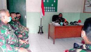 Jam Komandan, Danramil Gubeng : Anggota Harus Jaga Kesehatan di Masa Adaptasi Kebiasaan Baru