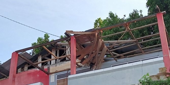 Angin Kencang Rusak 28 Rumah