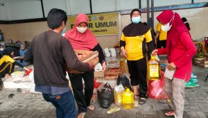 Polres Lumajang Kerahkan Personel Dirikan Posko dan Dapur Umum Bantu pengungsian