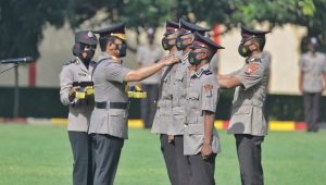 Kapolda Jatim Lantik 750 Bintara Remaja di SPN Polda Jatim, serta Berikan Bekal Wawasan dan Motivasi