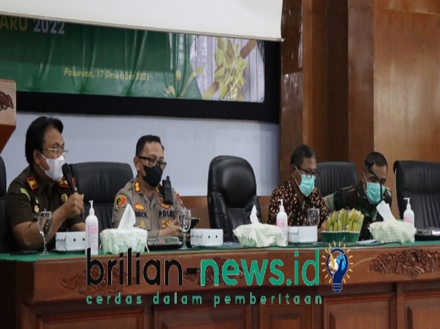 Kapolres Pasuruan Pimpin Rapat Kesiapan Perayaan Natal Dan Tahun Baru 2022 Di Pemkab Pasuruan
