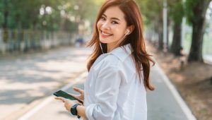 Praktis! 5 Transaksi Digital Ini Bisa Dilakukan Bermodal HP di Genggaman