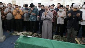 Wali Kota Bandung Oded Dimakamkan di Samping Makam Orang Tua