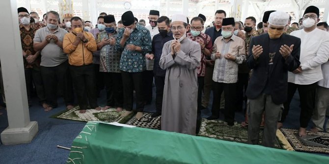 Wali Kota Bandung Oded Dimakamkan di Samping Makam Orang Tua
