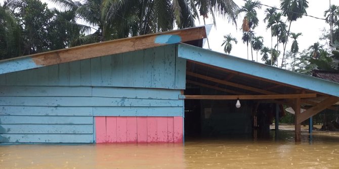 Banjir Rendam Sejumlah Permukiman, Warga Dievakuasi