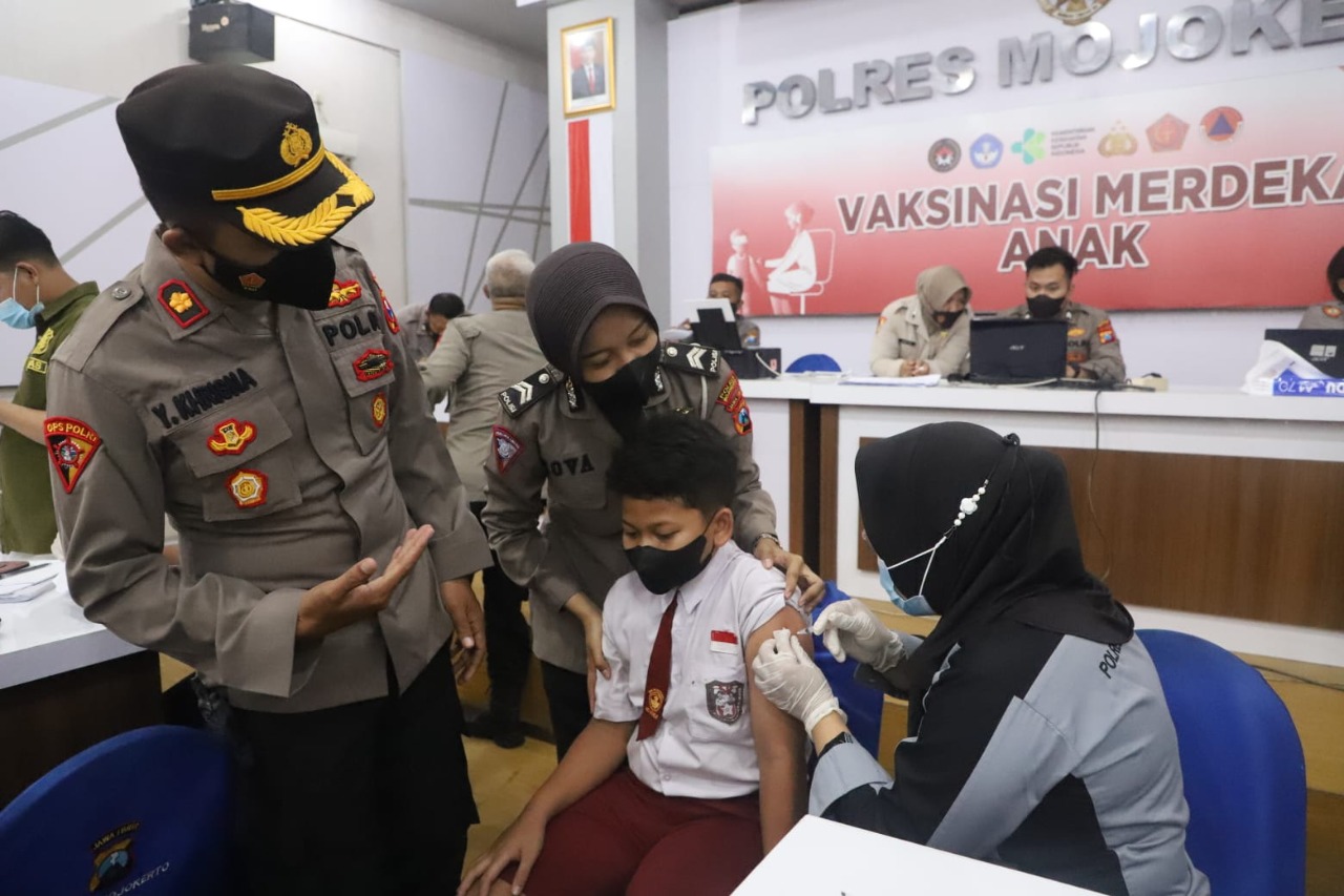Polres Mojokerto Terus Kebut Vaksinasi Anak Usia 6 Hingga 11 Tahun