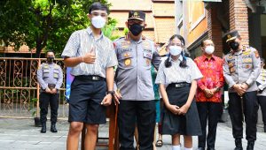 Pelajar Senang Bisa Belajar Tatap Muka, Kapolri: Fokus Gapai Cita-Cita Agar Jadi Kebanggaan Keluarga