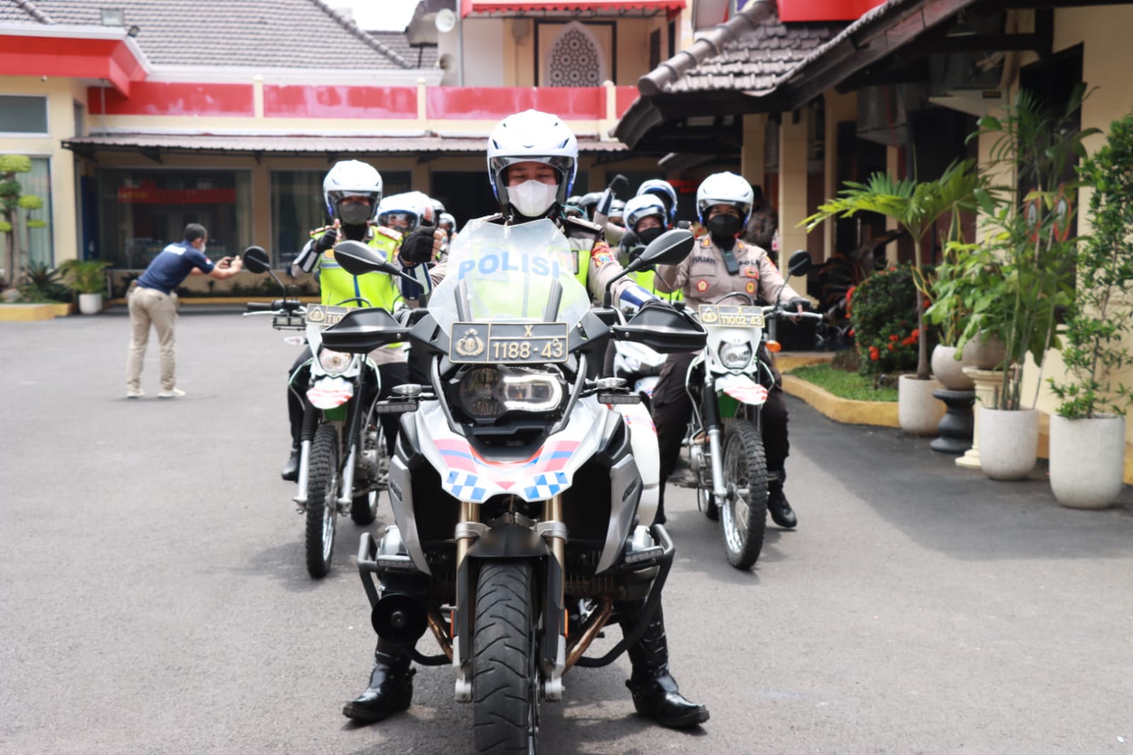 Polwan Jember Gelar Pamor Keris, Sasar Jalur Segitiga Emas