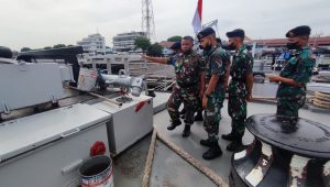 Siswa Dikmata Senavbah Kodiklat TNI AL Lattek di KRI I Gusti Ngurah Rai-332