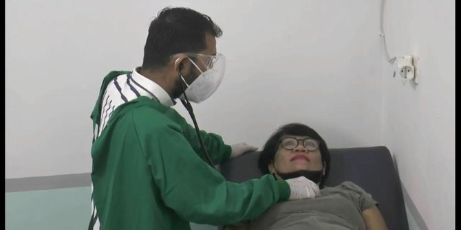 Mengenal Lebih Dekat Dokter yang Rela Dibayar Seikhlasnya