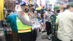 Antisipasi Omicron, Polres Tuban Gelar Pamor Keris Gabungan Sasar Tempat Keramaian