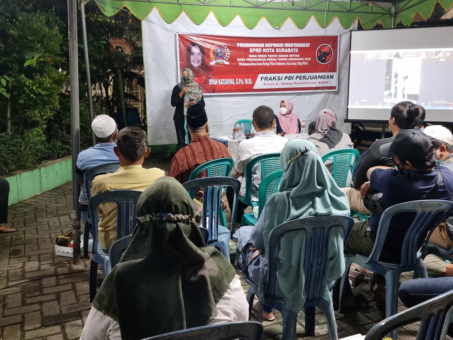 Serap Aspirasi Masyarakat Melalui Reses Komisi D, Dyah Katarina Secara Prokes