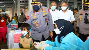 Perkuat Akselerasi Vaksinasi, Kapolri Minta Warga Harus Dipastikan Siap Hadapi Lonjakan Covid-19