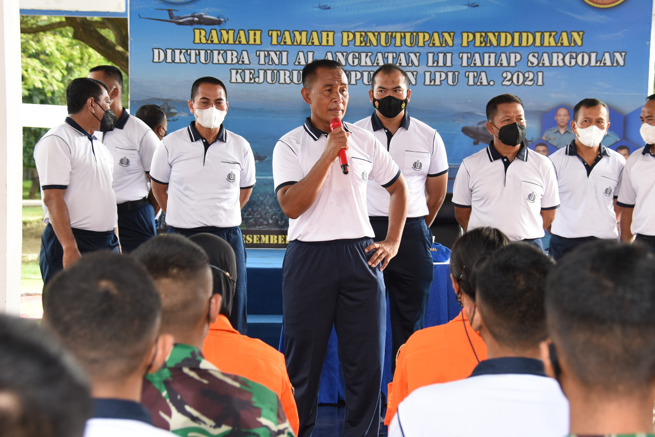 Komandan Kodiklatal Sambangi Sekolah Penerbangan TNI AL dan Puslatdiksarmil