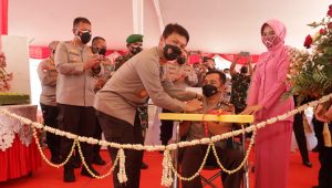 Program “Semangat” Polda Jatim untuk kesejahteraan pegawai negeri pada Polri