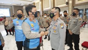 Anggota Polda Jatim dapat penghargaan pendidikan perwira dari Kapolri, Kapolda Jatim: Terima kasih dan bangga atas perhatian dan penghargaan bapak Kapolri