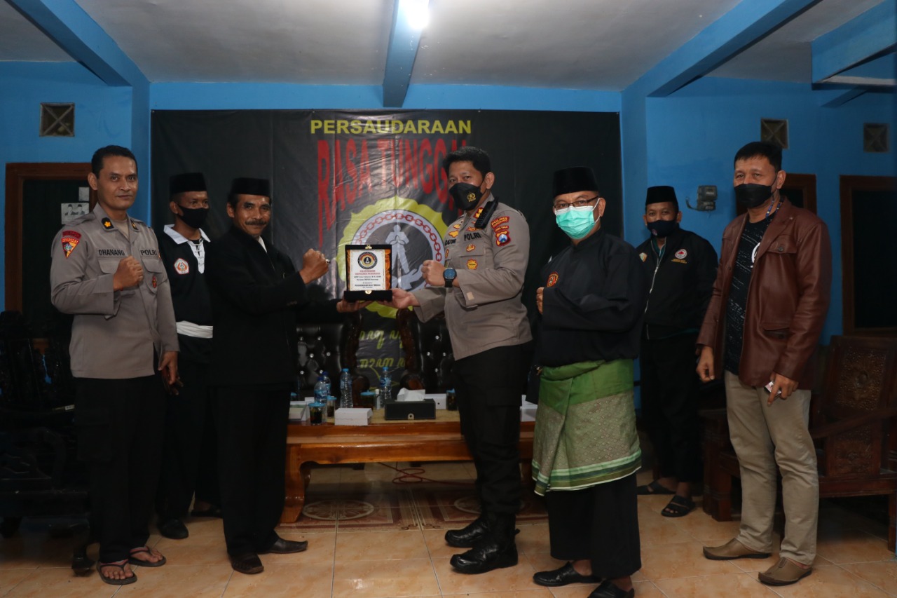 Bersama Perguruan Pencak Silat, Kapolres Ponorogo Ajak Semua Pihak Ciptakan Stabilitas Keamana