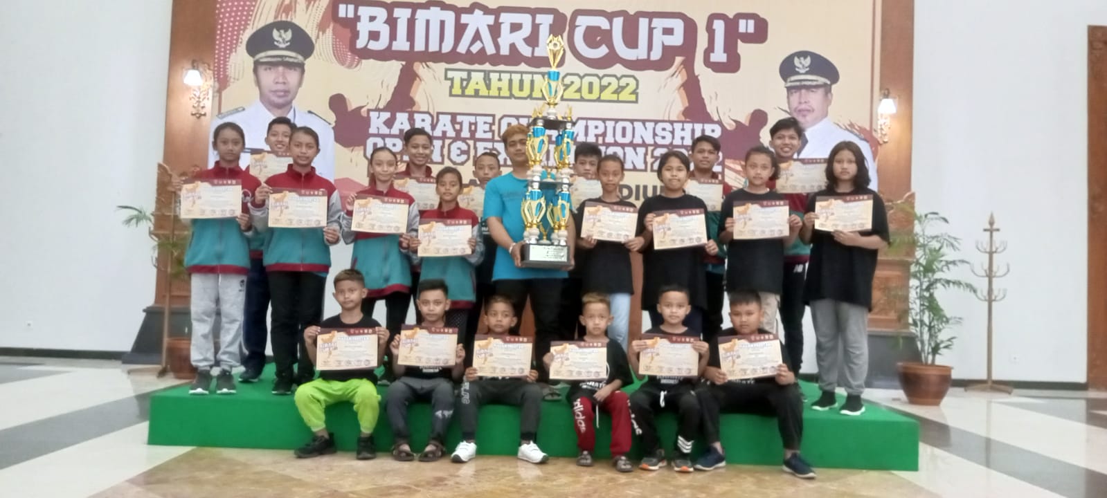 Berangkat Bertanding Di Pegasus Karate School : Dari Sungkeman Hingga Basuh Kaki Orang tua & menyabet juara