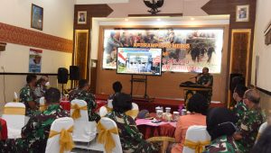 Instruktur Siswa Dikmaba Pusdikkes Kodiklatal Dapatkan Penyegaran Cara Memberi Instruksi dari Unesa
