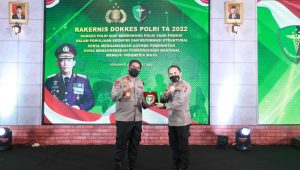 Pusdokkes Polri Menggelar Rakernis T.A 2022 di Kota Surabaya Dibuka Secara Langsung Oleh Wakapolda Jatim
