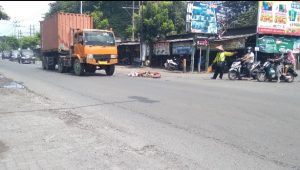 Pemberian Tanda Bahaya, Yang Berpotensi Membahayakan di Persimpangan Semambung Driyorejo