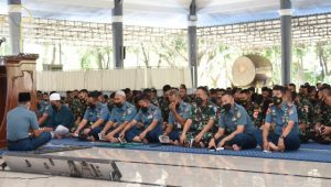 Kodiklatal Gelar Doa Bersama Untuk KRI Nanggala-402