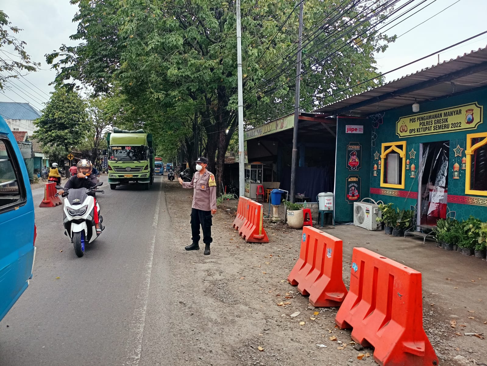 Malam 25 Ramadhan, Jalan Daendels Pantura Gresik Masih Lengang Pemudik