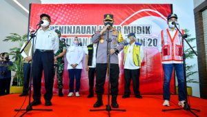 Tinjau Pelabuhan Merak, Kapolri Apresiasi Masyarakat yang Mudik Lebih Awal