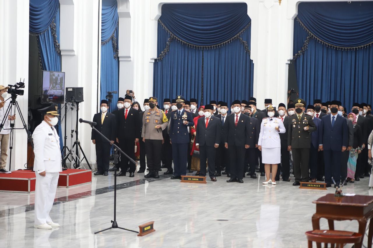 Yana Mulyana Dilantik, Ini Pesan DRPD Kota Bandung