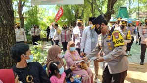 Libur Lebaran Idul Fitri 1443 H, Kapolda Jatim Cek Penerapan Prokes di Tempat Wisata