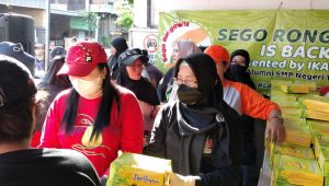 Pemeriksaan Kesehatan Gratis, Wujud Baksos Ikasdasa Dengan Universitas PGRI Adi Buana