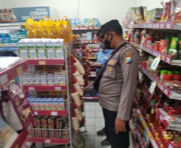 Antisipasi Penimbunan Migor Polsek Ngasem Tinjau Sejumlah Toko