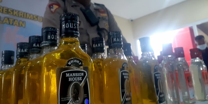 Industri Miras Oplosan di Palembang Terbongkar, Pelaku Residivis