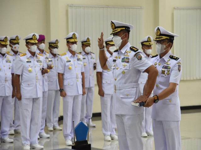 Dankodiklatal Kukuhkan Kolonel Laut (P) Donny Suharto Sebagai Danpuslatopsla