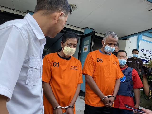 BNNK Surabaya Menangkap Ketua RT Nyamplungan