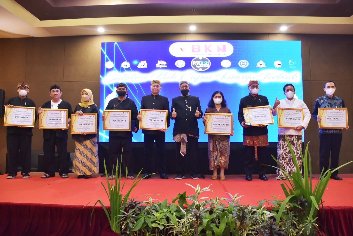 Pemkot Bandung Raih Tiga Penghargaan Manajemen ASN dari BKN