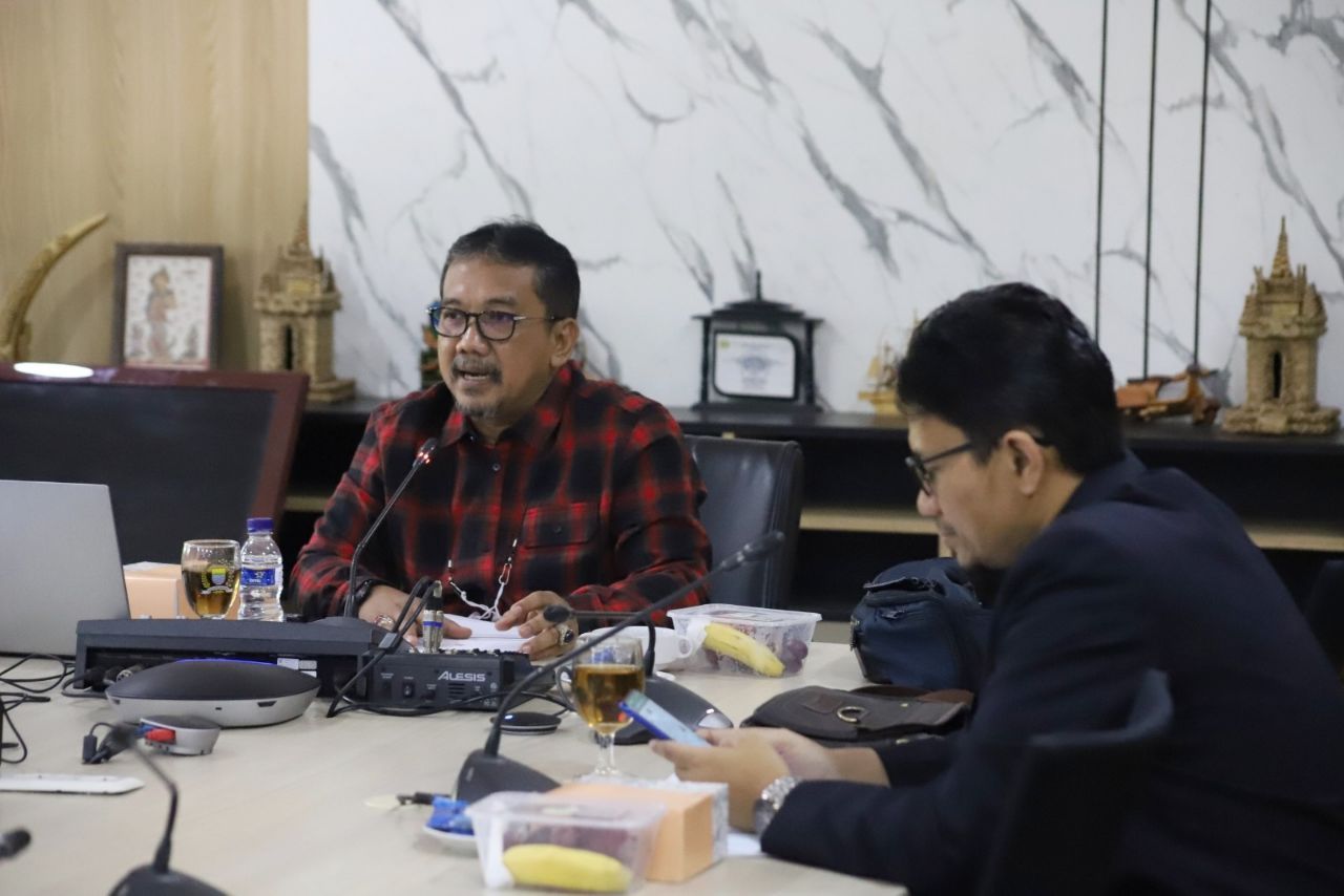 Bahas Laporan Rencana Kerja, Komisi D DPRD Kota Bandung Raker Bersama Disnaker