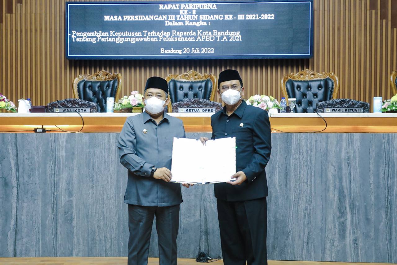 DPRD Kota Bandung Setujui Raperda Pertanggungjawaban APBD 2021