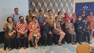 Membuka Potensi Menuju Kemandirian Perempuan Pengusaha Ultra-Mikro di Indonesia