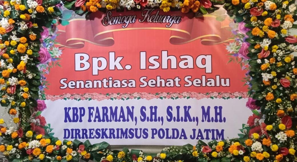 Acara Tasyakuran Keluarga Dihadiai Karangan Bunga Senantiasa Sehat Selalu