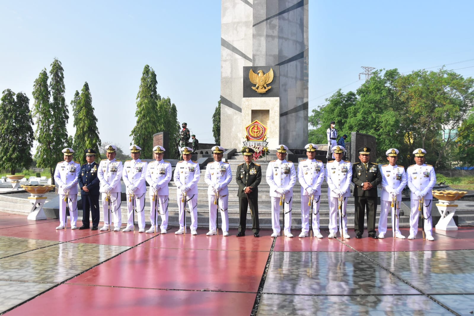 Danlanud Muljono Hadiri Ziarah Nasional Di TMP 10 November Surabaya