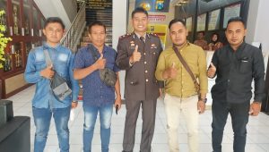 Jalin Sinergitas Jurnalis Surabaya, Bersama Wakapolres Trenggalek