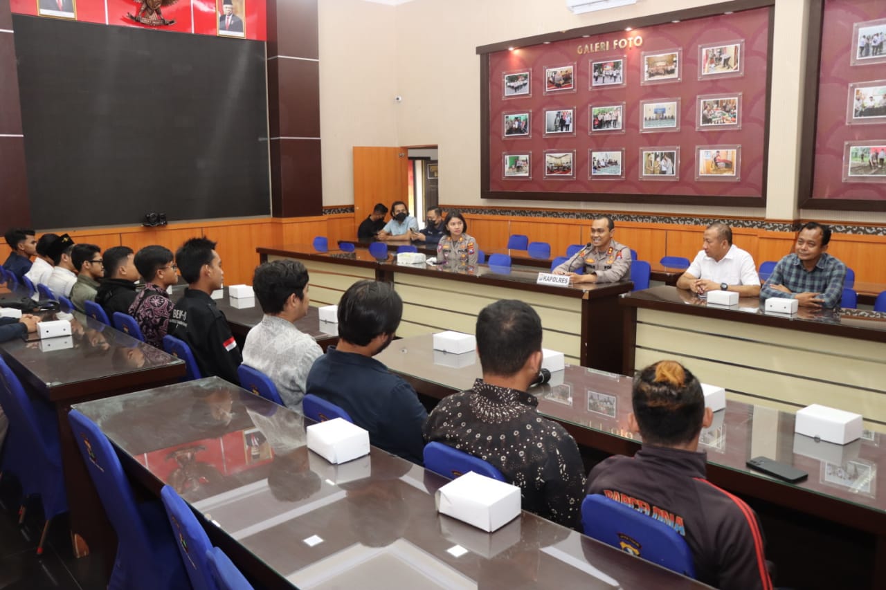 Polres Malang Gelar Dialog Bersama Mahasiswa Bangun Komunikasi Untuk Kamtibmas yang Kondusif