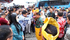 Pangdam 1/BB dan Wali Kota Medan Dikukuhkan KASAD Jadi Bapak Asuh Anak Stunting