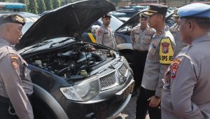 Wujudkan Ready For Use, Kapolres Pasuruan Melakukan Pengecekan Ranmor Dinas R-4 Sat Samapta dan Polsek Jajaran