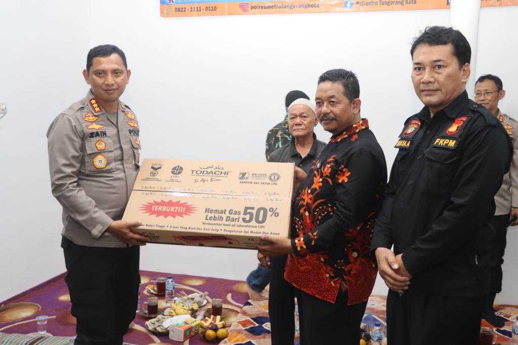 Malam-malam Ke Ciledug, Ternyata Kapolrestro Tangerang Kota Lakukan Ini