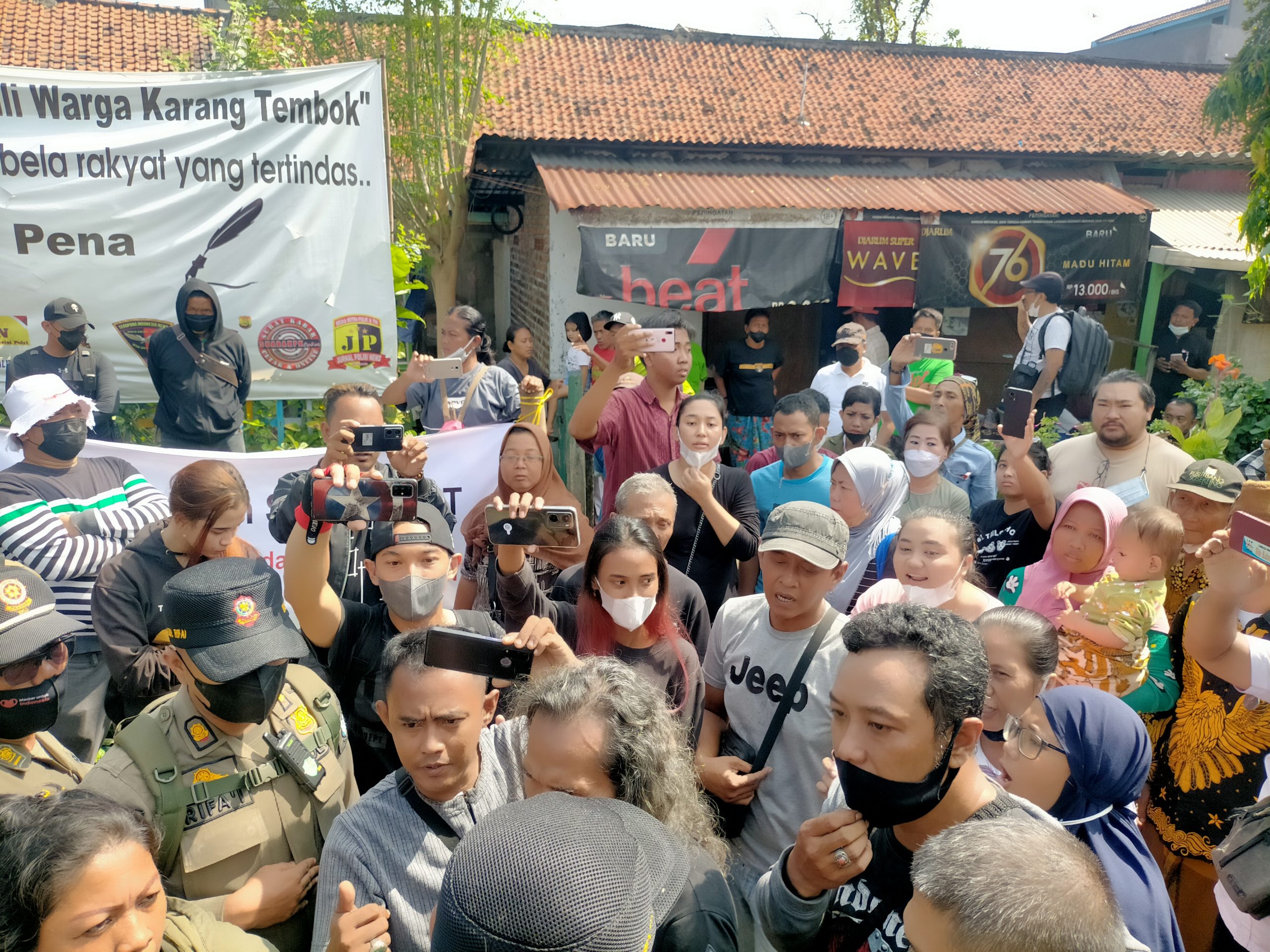 ‎Tolak Pengosongan Aset Pemprov Jatim, Warga Minta Tunggu Kuasa Hukum